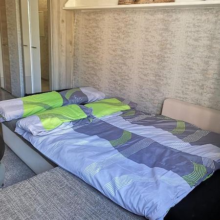 شقة بايروث  في Cozy Flat, Central, Easy Parking, Clam المظهر الخارجي الصورة