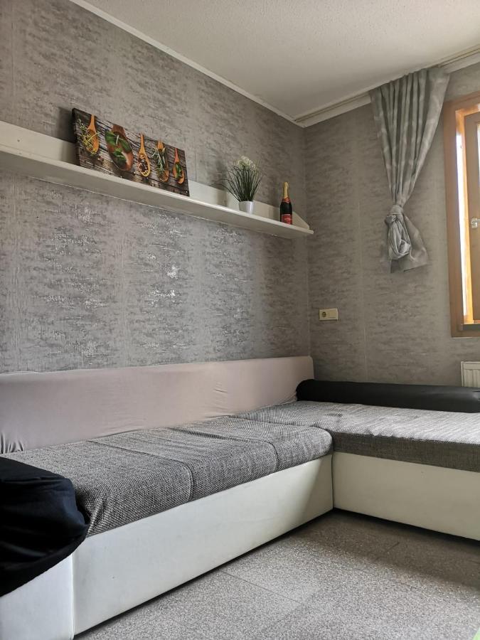 شقة بايروث  في Cozy Flat, Central, Easy Parking, Clam المظهر الخارجي الصورة